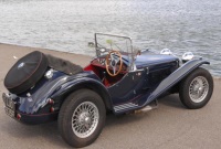 Vincent MPH with externally mounted spare wheel Vincent MPH with externally mounted spare wheel